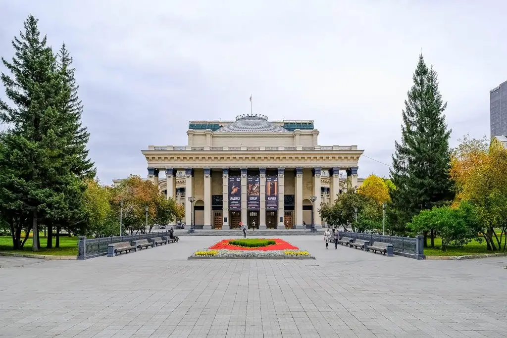 Новосибирск: В гости на улице Вокзальная магистраль 11