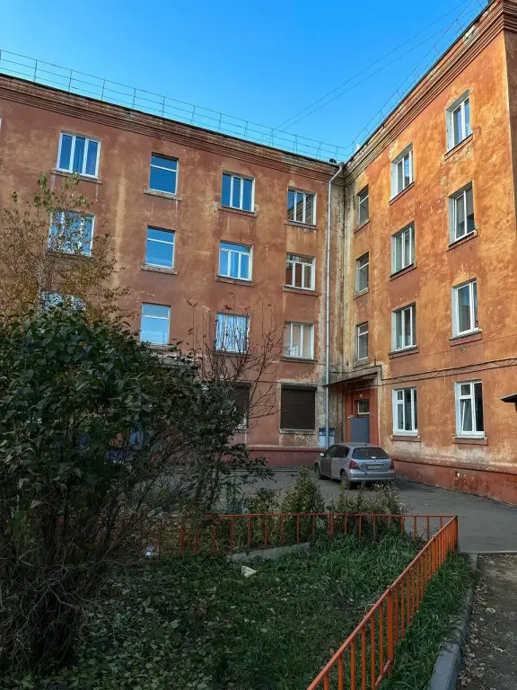 Иркутск: 9 ночей на переулке Пионерский 6