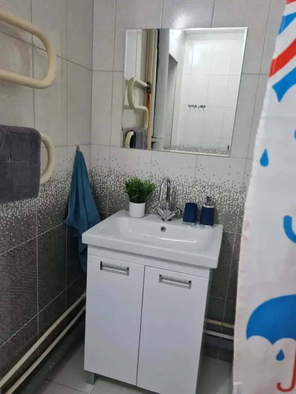 Уфа: Апартаменты на улице Габдуллы Амантая 3