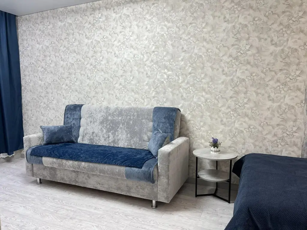 Тюмень: Romlex Apartments (Ромлекс) на улице Героев Сталинградской битвы