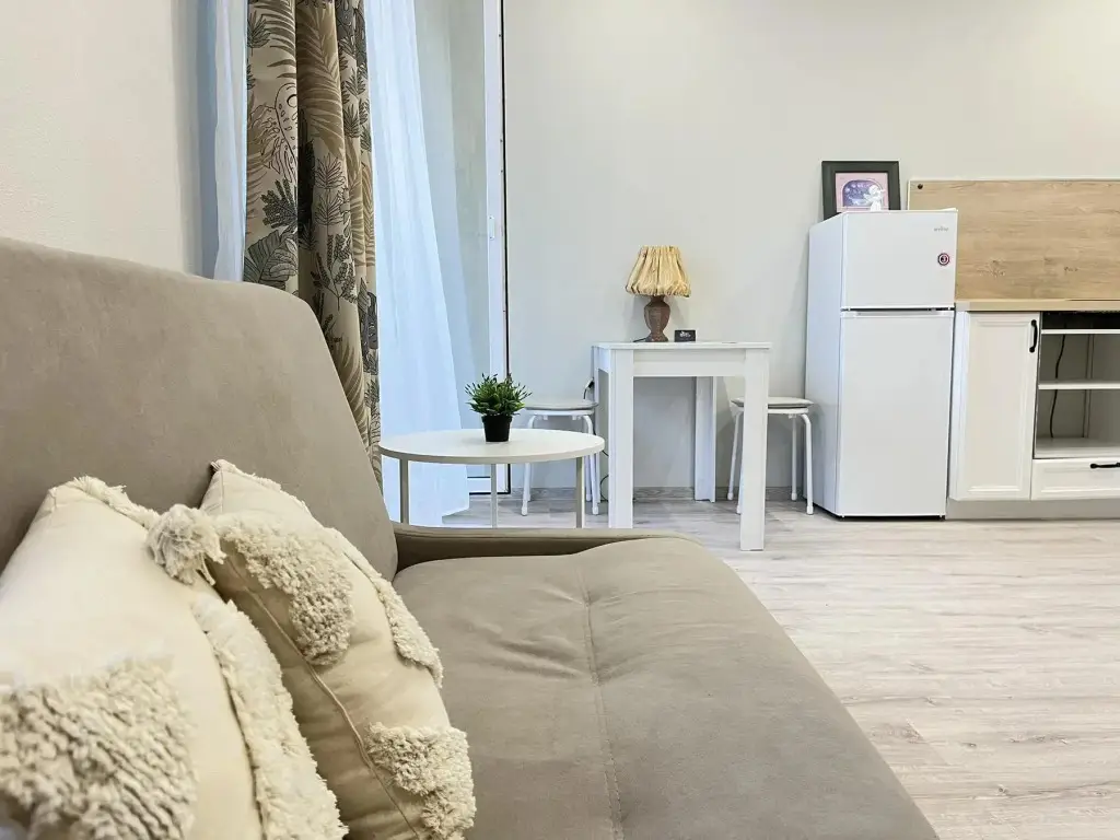 Тюмень: Romlex Apartments (Ромлекс) на улице Героев Сталинградской битвы 1