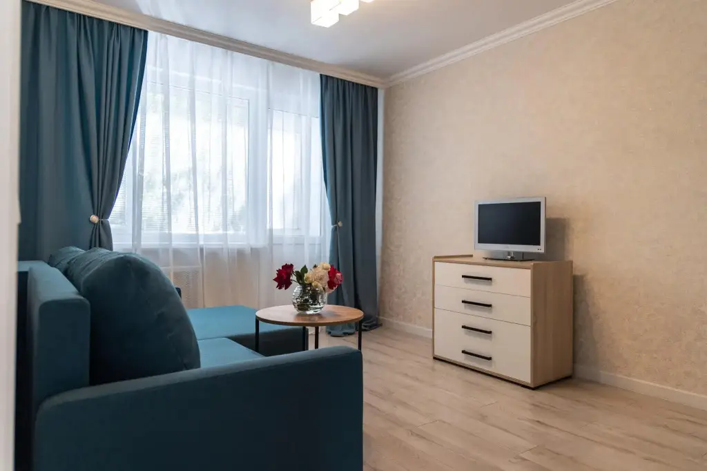 Калининград: LovelyHome 39 (ЛавлиХоум 39) на улице Багратиона 5