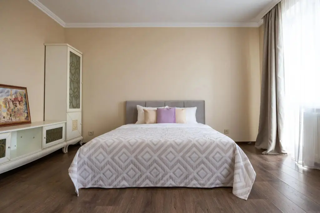 Калининград: LovelyHome 39 (ЛавлиХоум 39) на улице Белинского 42