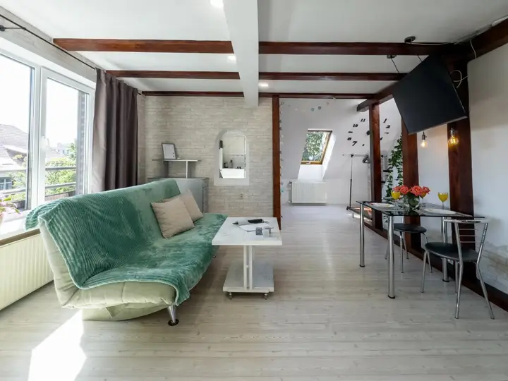 Калининград: LovelyHome 39 (ЛавлиХоум 39) на улице Чайковского 58