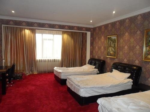 Печерск: Hotel Voyage