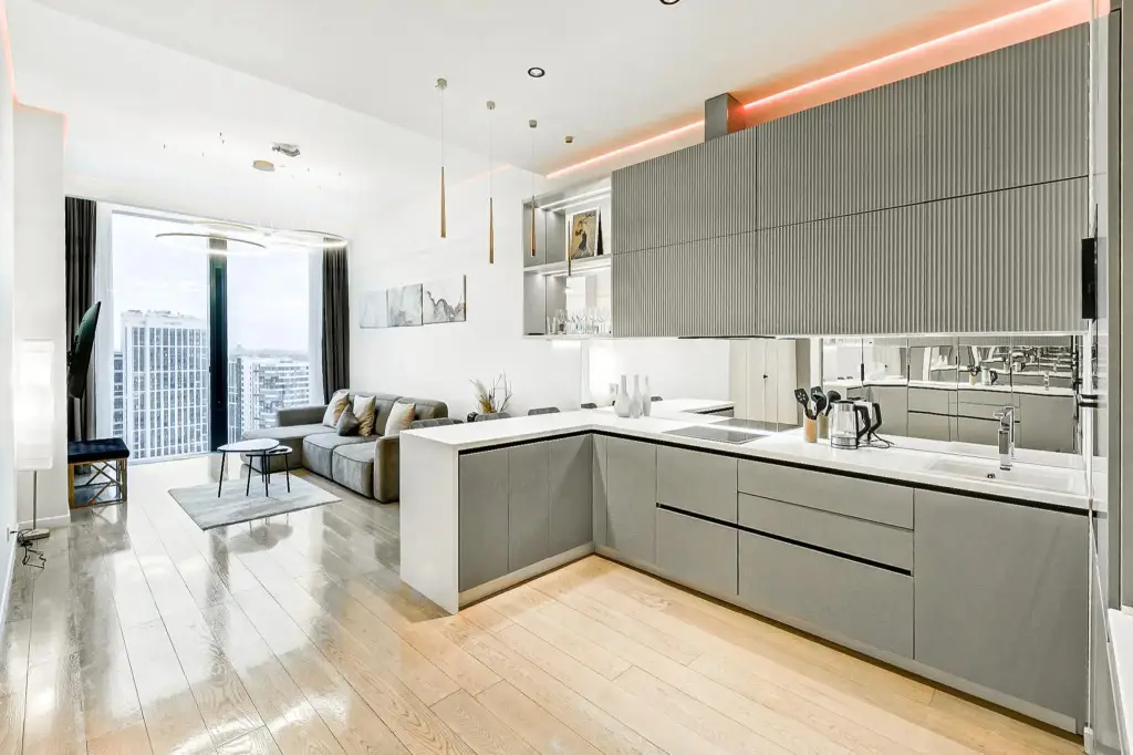 Москва: Апартаменты Fly Apartments  на проезде 1-й Красногвардейский