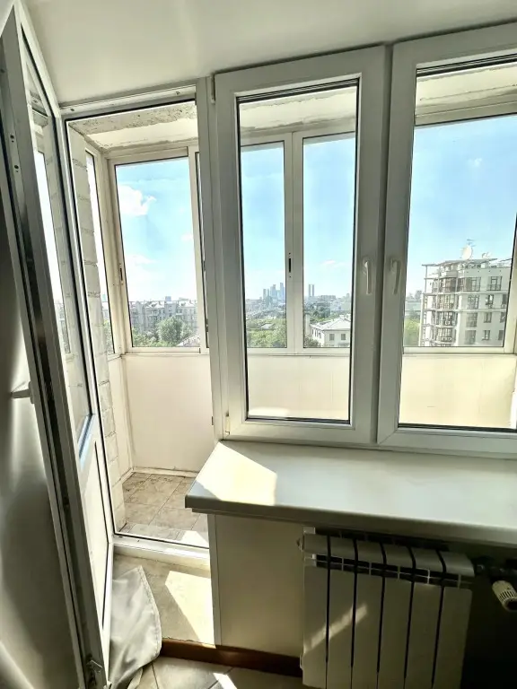 Москва: Uragan Apart (Ураган Апарт) на улице Большая Якиманка 54
