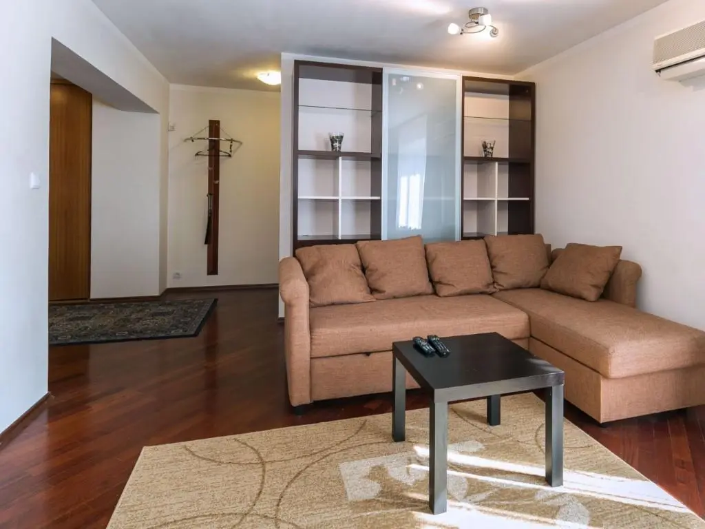 Москва: MaxRealty24 на Беговой 28
