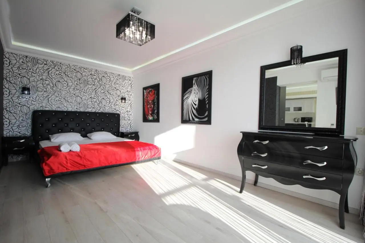 Сочи: SeaView 1BR balcony Apartment