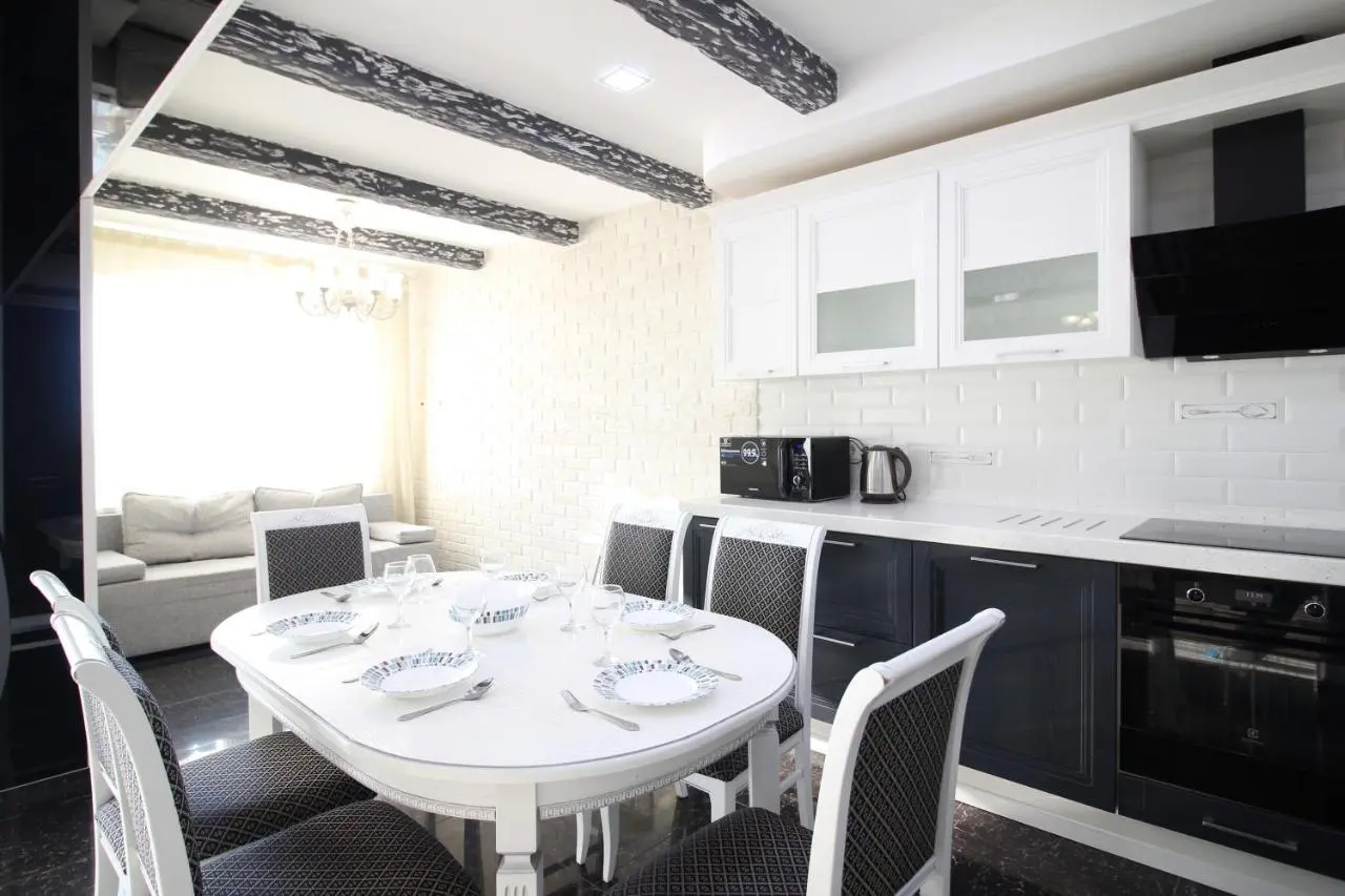 Сочи: SeaView 1BR balcony Apartment