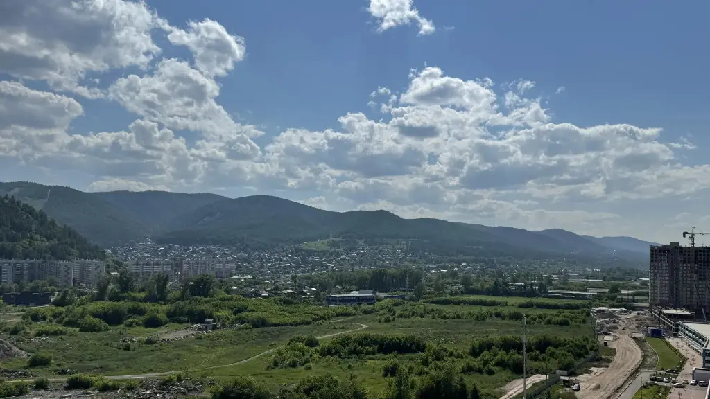 Красноярск: Апартаменты на улице Лесников 27