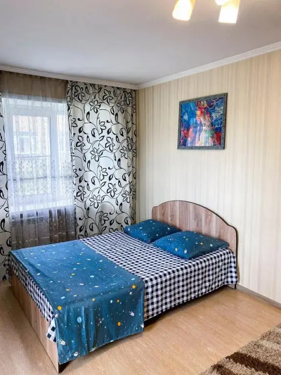 Новосибирск: Апартаменты на улице Романова 23