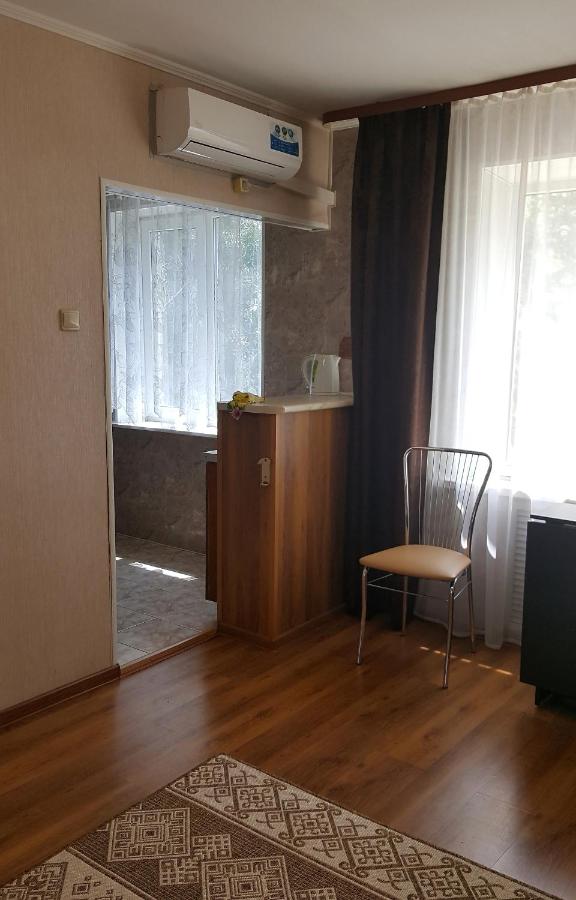 Новороссийск: Apartment Karamzina 43