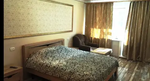 Апартаменты на проспекте 50 лет Октября 4/1 — фото 1