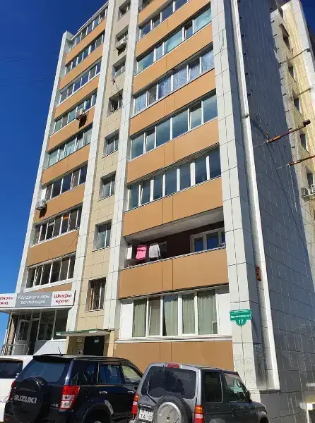 Владивосток: Апартаменты на проспекте Партизанский 17