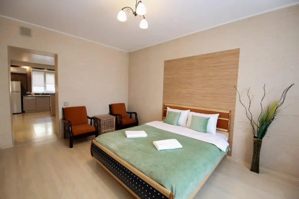 Владивосток: OGNI Apartments на улице Светланская 117