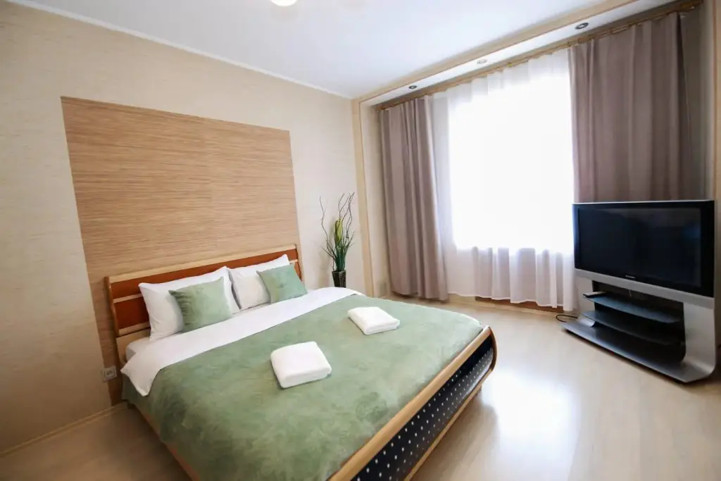 Владивосток: OGNI Apartments на улице Светланская 117