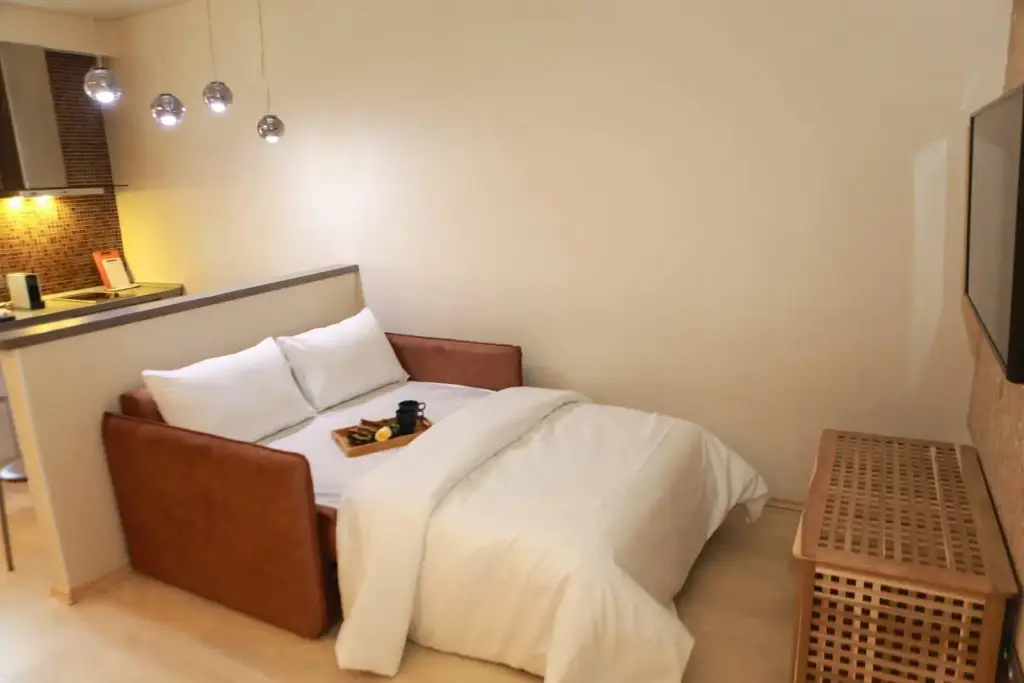 Владивосток: OGNI Apartments на улице Светланская 117