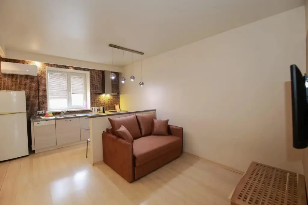 Владивосток: OGNI Apartments на улице Светланская 117