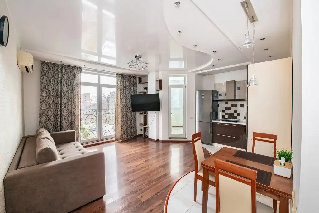 Владивосток: OGNI Apartments на улице Всеволода Сибирцева