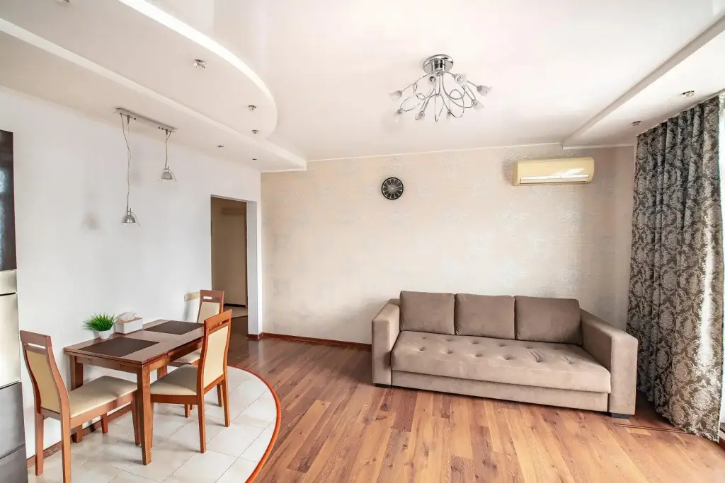 Владивосток: OGNI Apartments на улице Всеволода Сибирцева