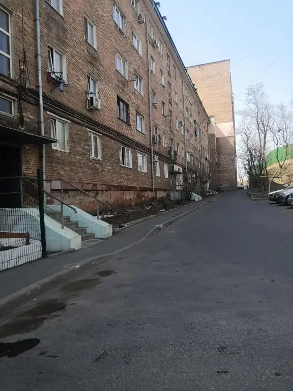 Владивосток: Апартаменты на улице Адмирала Корнилова 11