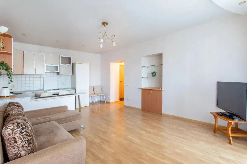Владивосток: Nova Apartments на проспекте Партизанский 52