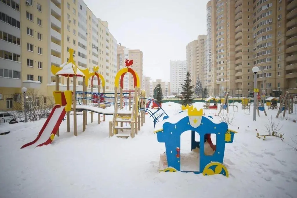 Екатеринбург: Апартаменты на улице Степана Разина 122