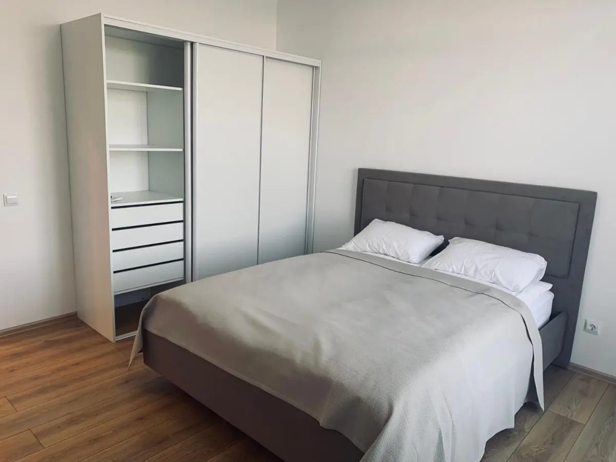 Калининград: New Apartments on ul.Orudiinaia