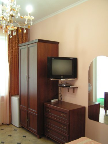 Николаевка: Guest house Yuranik