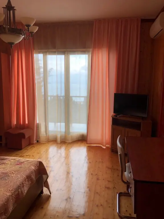 Оползневое: Крым Ностальжи