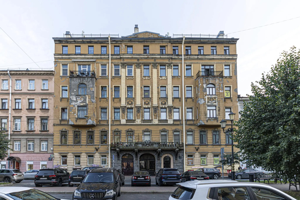 VCentre Aparts (ВЦентре Апартс) на улице Захарьевская — фото 1