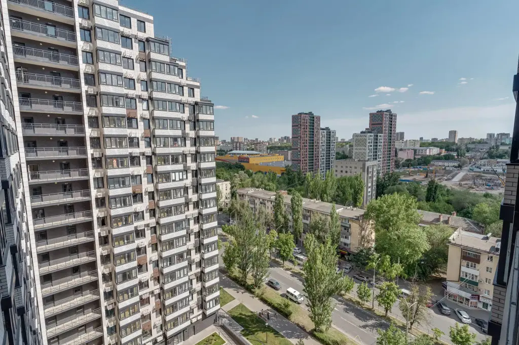 Ростов-на-Дону: Под Крышей на улице Ленина 46