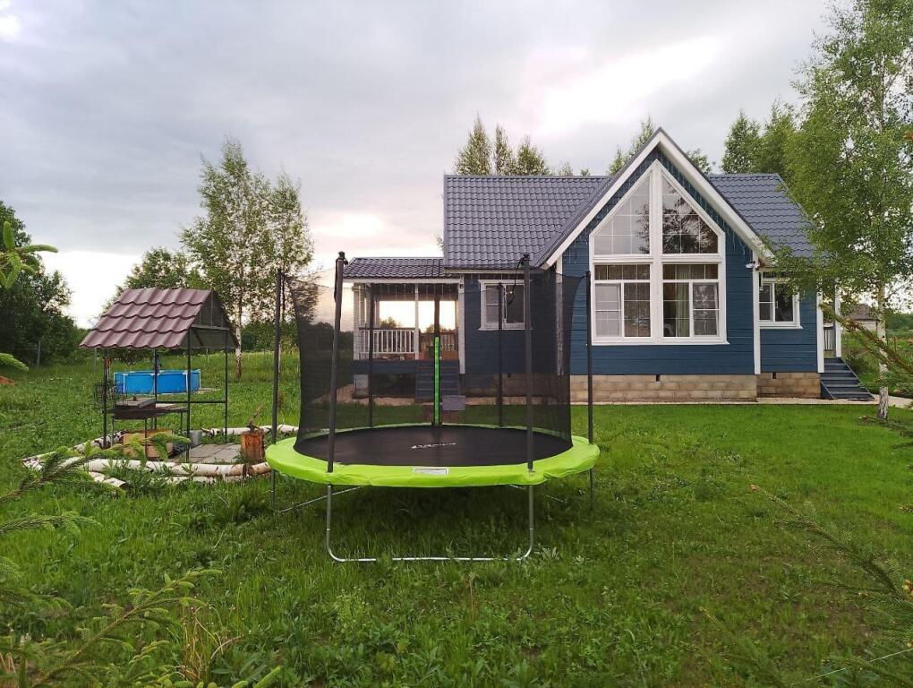 7Nights (7Найтс) Коттедж в деревне Красная — фото 1