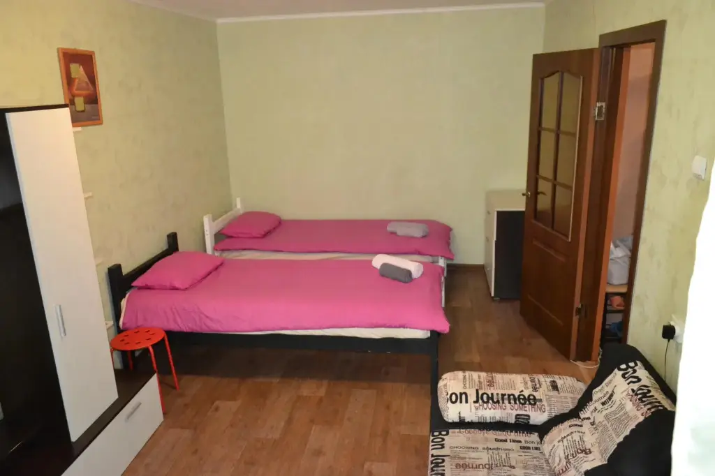 Переславль-Залесский: 7Nights (7Найтс) на улице Разведчика Петрова