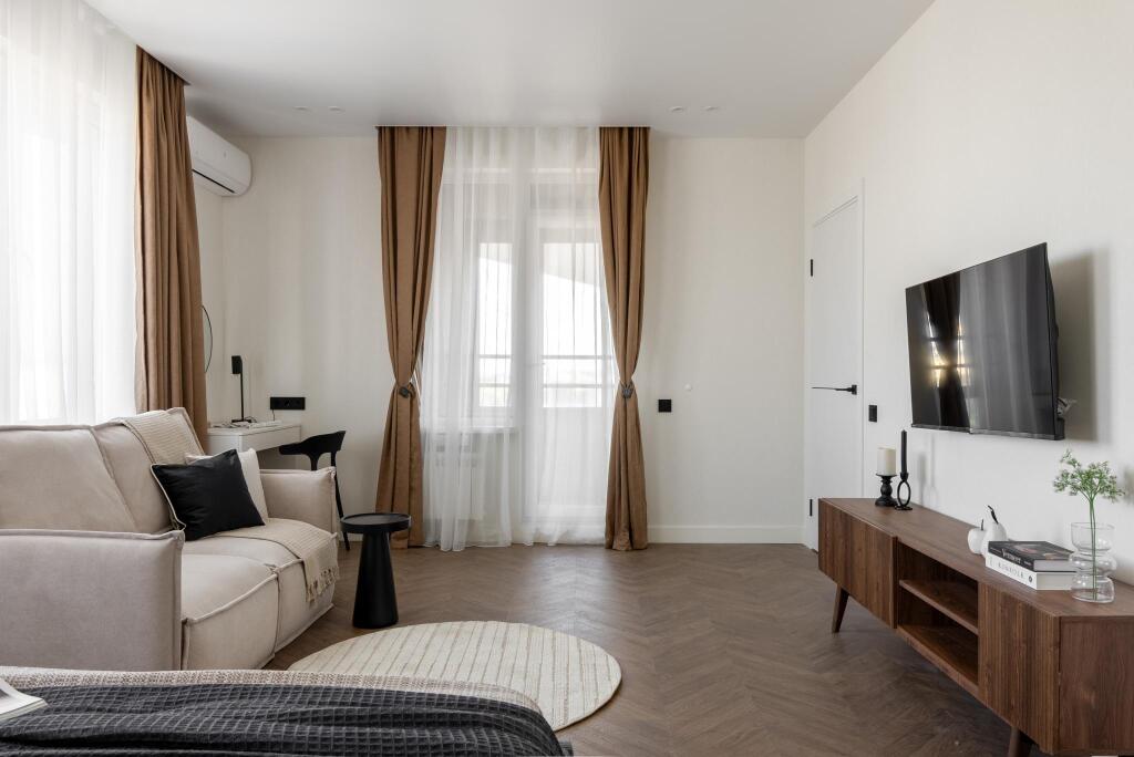 Санкт-Петербург: OneRent на улице Парфеновская