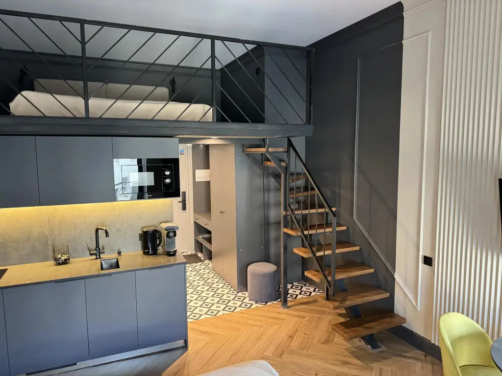 Sukhaparina: Rubinsteina Apartments на Невском проспекте