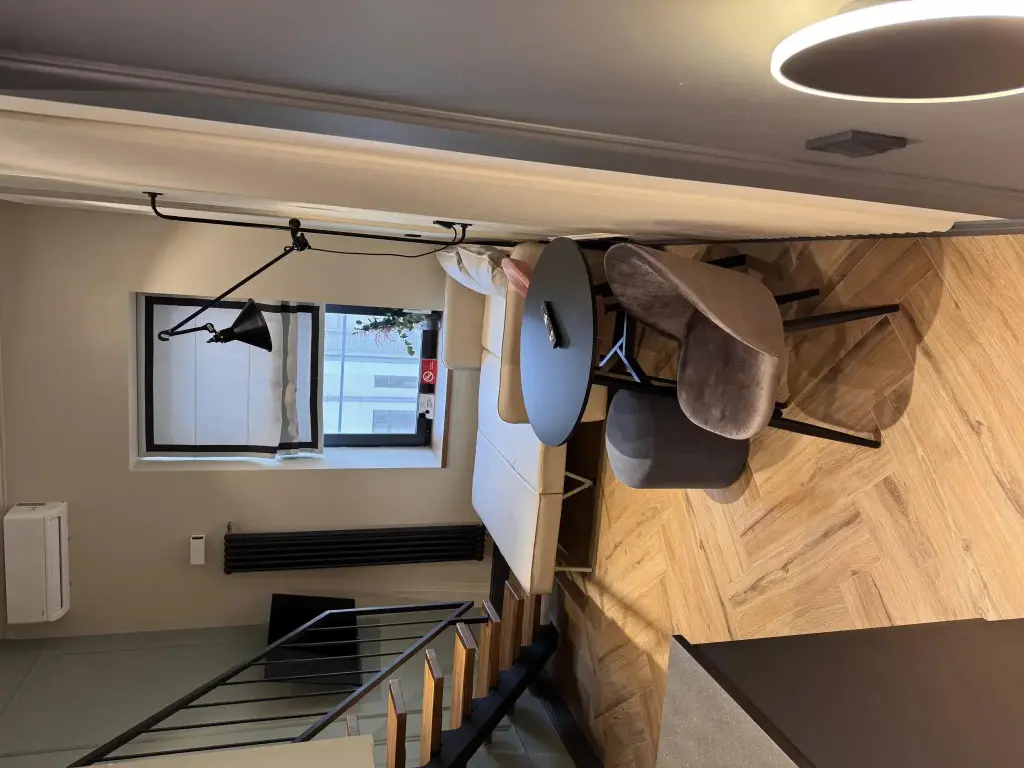 Sukhaparina: Rubinsteina Apartments на Невском проспекте