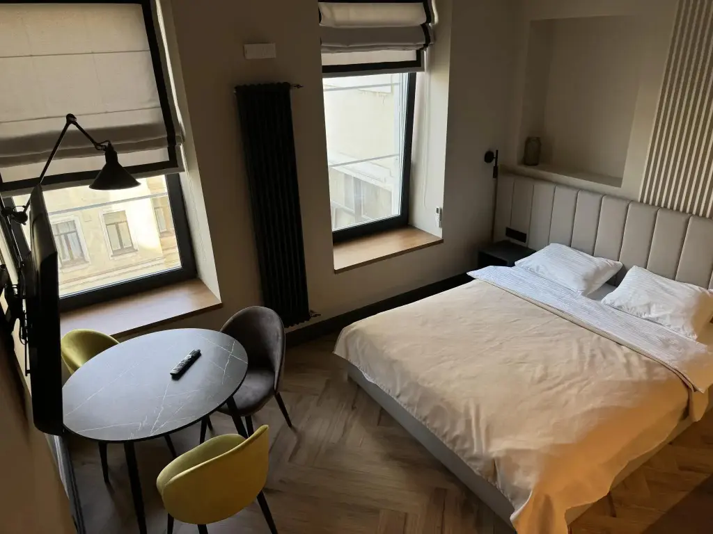 Sukhaparina: Rubinsteina Apartments на Невском проспекте