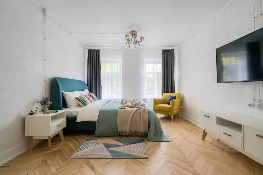 Санкт-Петербург: Teplo Apartments (Тепло Апартментс) на улице Рубинштейна