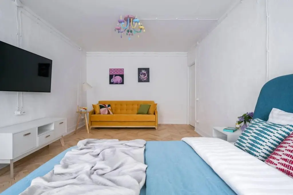 Санкт-Петербург: Teplo Apartments (Тепло Апартментс) на улице Рубинштейна