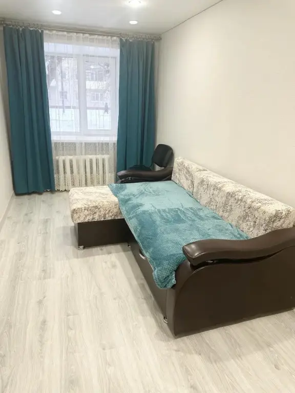 Шадринск: Апартаменты на улице Гагарина 18