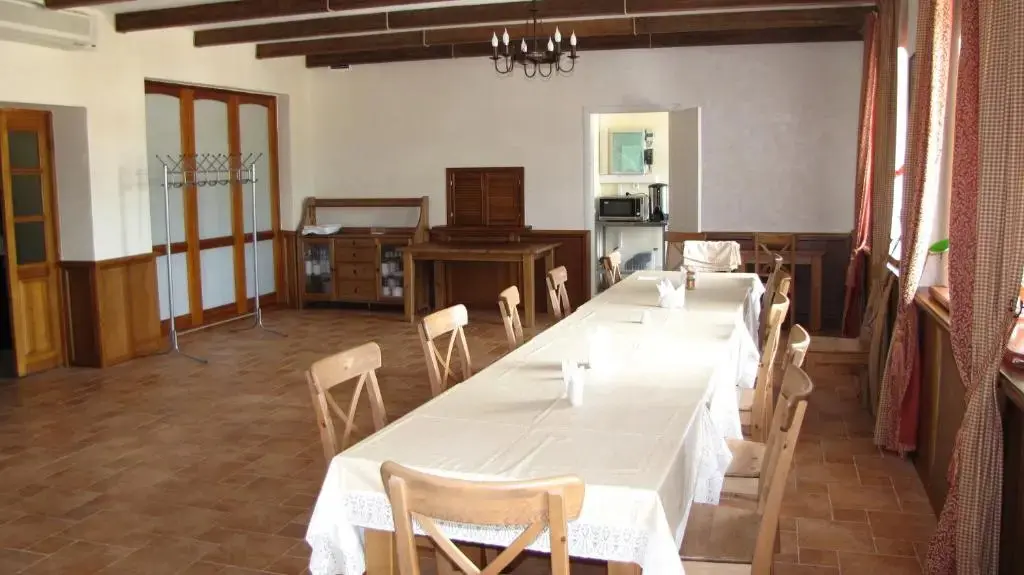 Винновка: Hotel Monastyrskaya