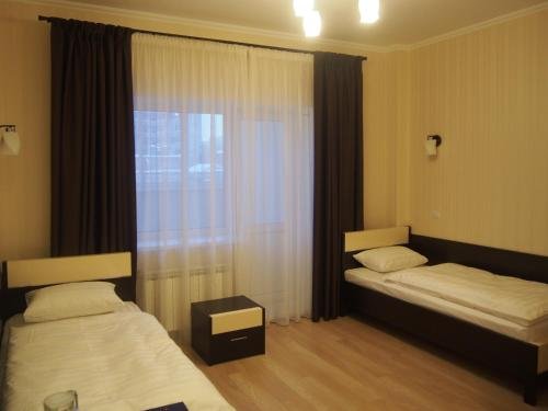 Тольятти: Hotel on Tsvetnoy bulvar 7