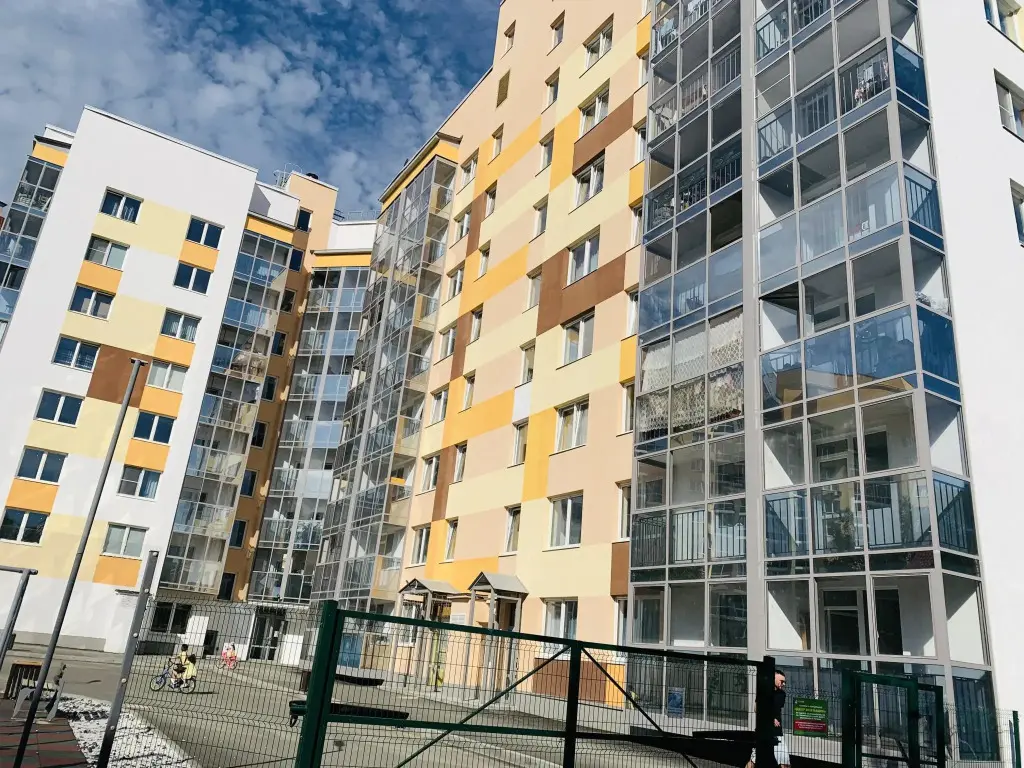 Екатеринбург: Апартаменты на улице Рощинская