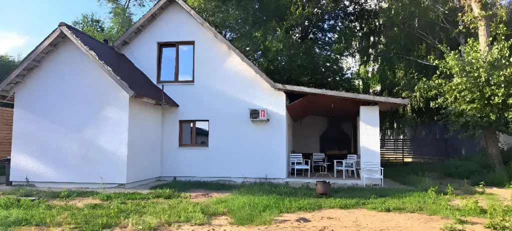 Дома на берегу Волги в Тольятти — фото 1