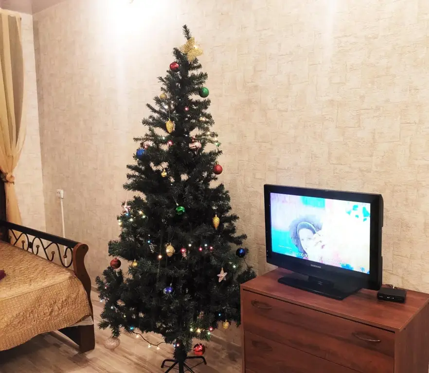 Томск: Апартаменты на улице Кузнецова 1