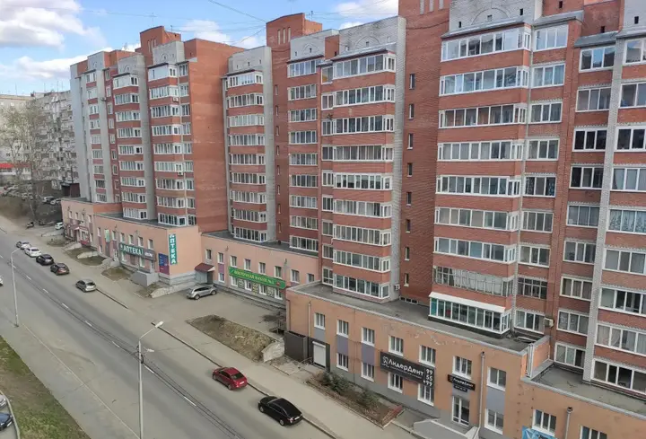 Томск: Апартаменты на улице Учебная 8
