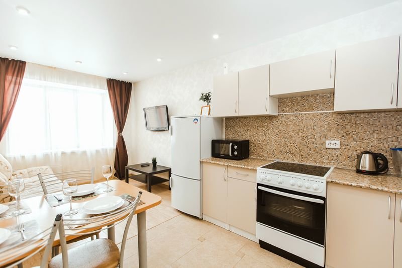Тольятти: Квартирное бюро ИзиРент (EasyRent) на ул. 40 лет Победы, д. 19 Б