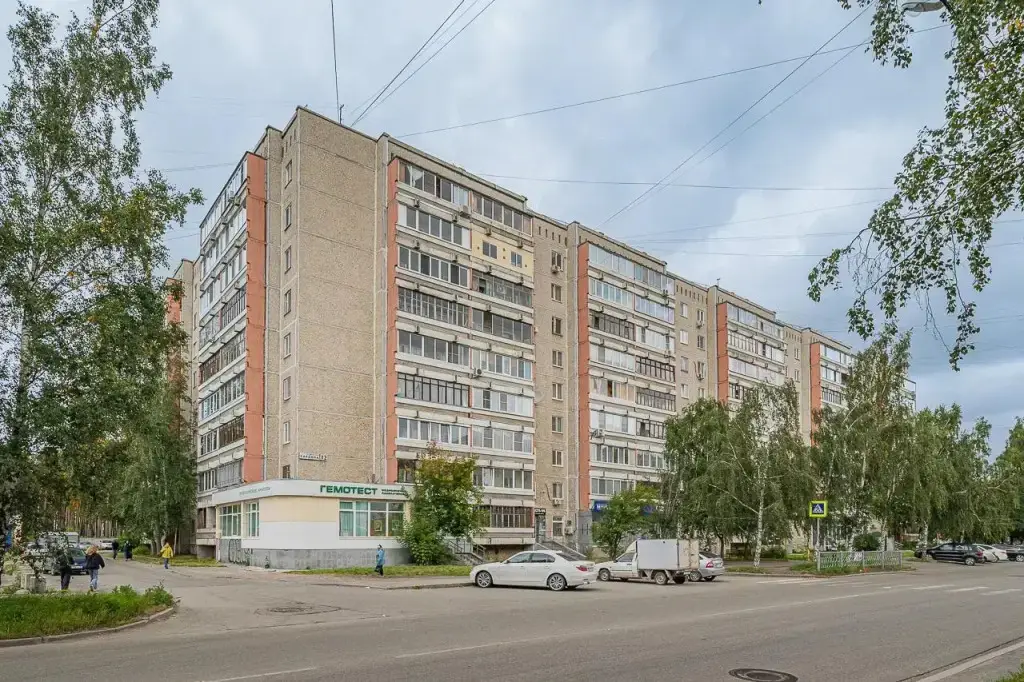 Апартаменты Гранат на улице Академика Бардина 12 — фото 1